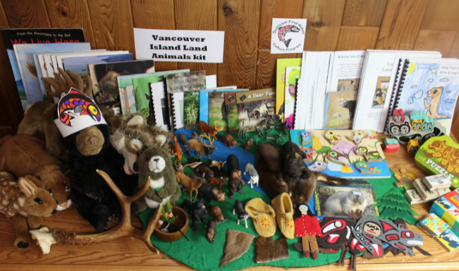 Vancouver Island Land Animals Kit
